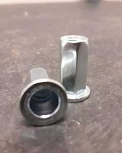 Hexagonal rivet M6 galv